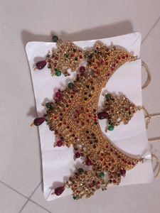 Necklace With Earning Nd Bindi..