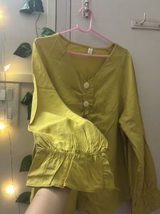 Mustard V-Neck Long Sleeve Top