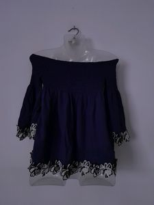 Navy Blue Casual Top (Women&#39;s)