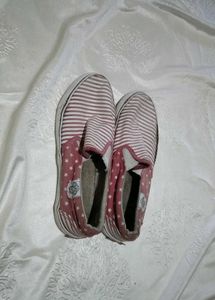 Casual Unisex Shoe