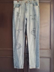 GRAPHIC JEANS
