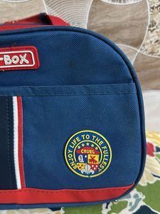 Lunch Box Hot