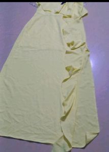 One Shoulder Yellow ✨️.....colour:yellow Iris