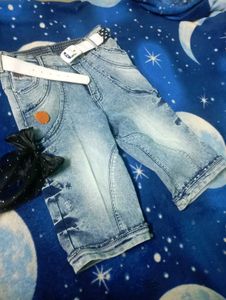 Denim Capri Pants w/ Belt