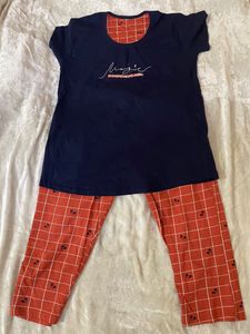 Navy blue Checks Printed Night Suit