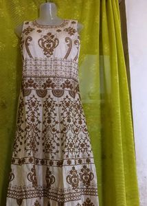 Beautiful Gown 😍 For Women