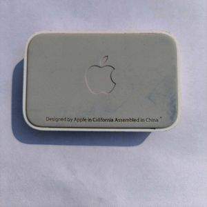 Apple iPod/iphone old 30pin Dock - White
