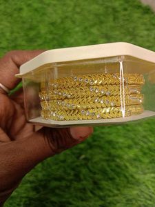 Gold-toned Bangle Set