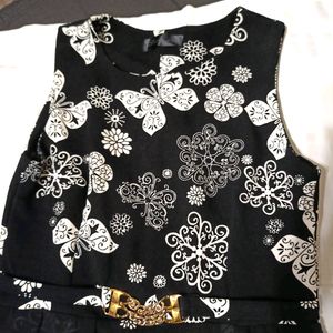 Black White Sleeveless Printed Fancy Top For Women