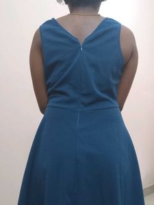 Deep Neck Sleeveless Frock
