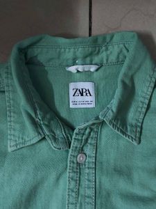Zara Green Button-Up Shirt