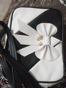 Cute Bow Crossbody Bag
