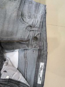 Distressed Gray Skinny Jeans