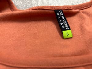 Coral Top