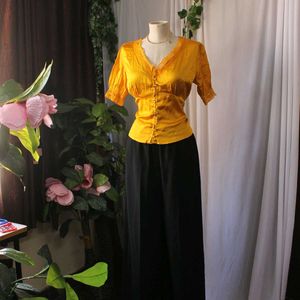 Vintage Gold Top