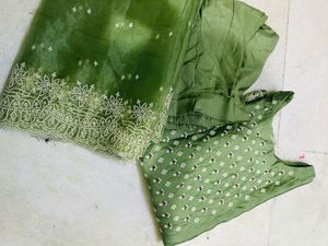Pakistani Suit Set
