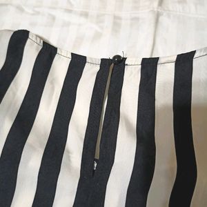 Black And White Striped Top For Women