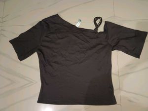 Trendy Graphic Print Crop Top - Only Worn Once