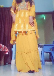 Yellow Sarara Set With Dupatta 💛