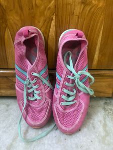 Pink Sport Shoes