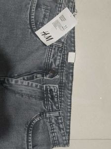 H&amp;M Grey Jeans  Loose/Straight Fit