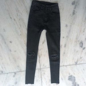 Ripped Black Skinny Jeans