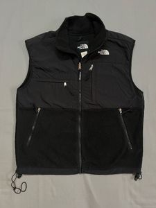 PRODUCT - Vintage TNF Zippered Vest❗️