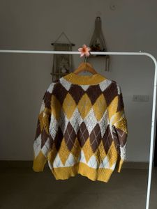 ARYGLE YELLOW KNIT  CARDIGAN