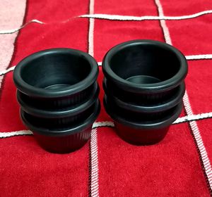 6 Black Plastic Condiment Cups
