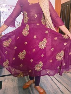 Full Circle Frok Suit  With Legi  And Dupatta   Complete Three Pieces  Fabric ---georgette   Full Embroidery On Shirt   (Only One Time Use  )   Margan ---given