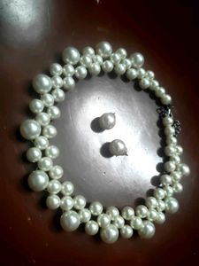 Pearl Necklace &amp; Earring Set
