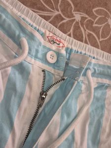 Striped Men&#39;s Shorts