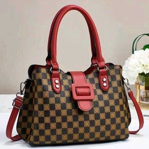 HAND BAG