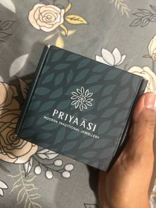 Priyaasi Earrings