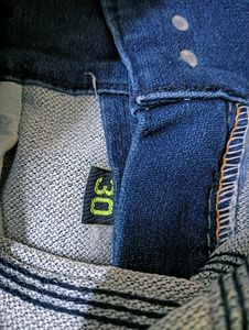 Women&#39;s Jeans