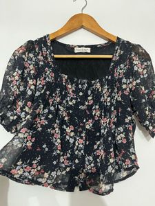 Summery Floral Crop Top
