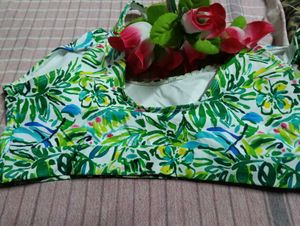 Tropical Print Cropped Tank