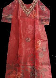 RED KURTI SET