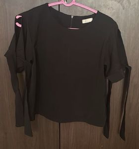 Chic Black Tie Sleeve Top