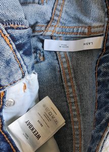 Ultra High Waist Mom Jeans