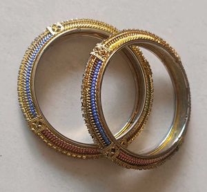 2 Set Bangles