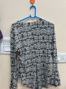 Imported Black &amp; White Printed Top