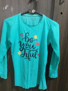 Cute Be-you-tiful graphic tee