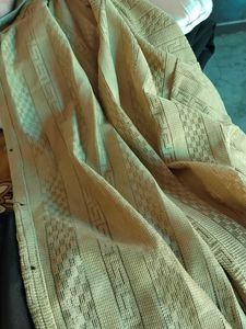 Patterned Men&#39;s Shirt