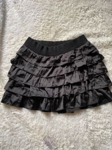 Y2K Tiered Ruffle Mini Skirt
