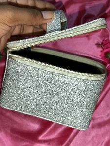 Estee Lauder Travel Clutch