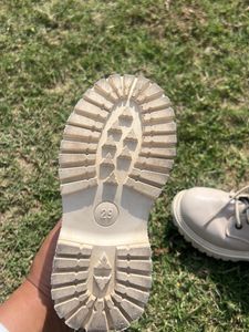 Beige Girls boots