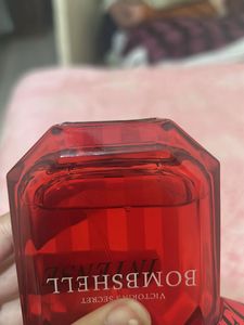 Victoria Secret Bombshell Intense Perfume