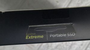 NEW &amp; SEALED: SanDisk Extreme 1TB Portable SSD