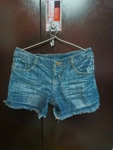 Blue Distressed Women Shorts 🩳
